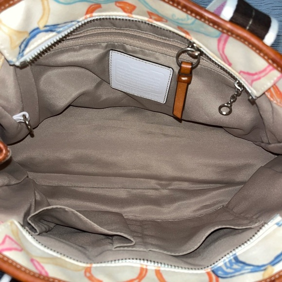 Coach Hampton Scribble Handbag, Vintage - Picture 15 of 16